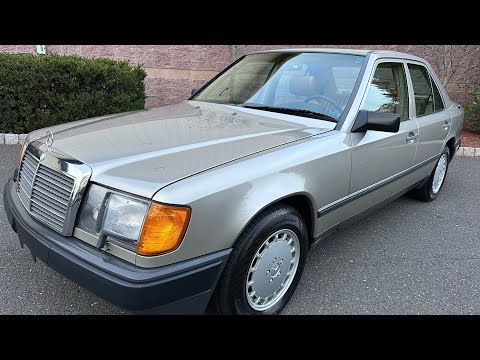 Видео: Mercedes-Benz 300D 2.5 Turbo 1987 года выпуска с пробегом 56 тыс. миль. Видеозапись от 7 ноября 2...