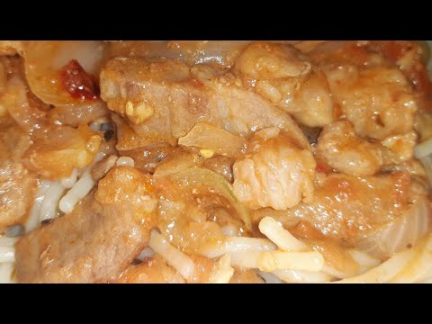 Видео: Вкусный и Простой деревенский ужин!!! Мясо просто тает во рту 👍👍👍мясо, лук да помидоры 🤭