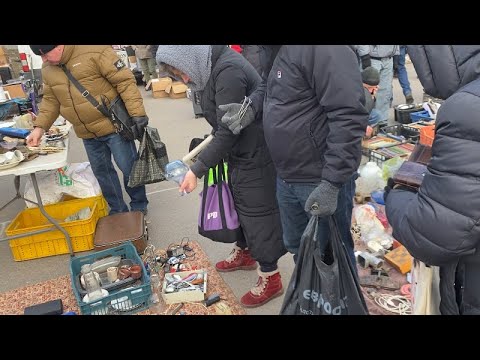 Видео: Барахолка Минск Поле Чудес - Распродажа по 2 рубля или дикий хапун