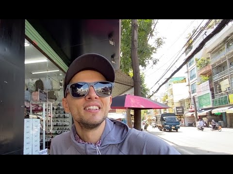 Видео: Прогулка по Нячангу. Запад города. Вьетнам 2025