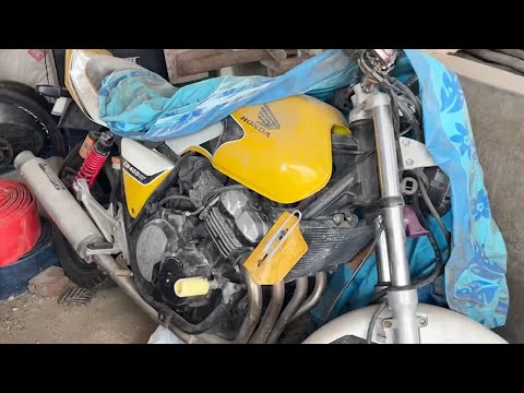 Видео: Этот старый CB400 простоял 20 лет… Пока я не вернул его к жизни!