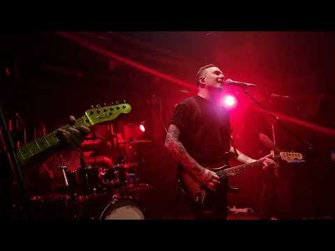 Видео: Четыре апреля - белый шум (Москва, клуб Mutabor, 28.07.23)