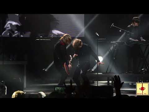 Видео: 28 апреля 2018 группа БИ 2 - полковнику никто не пишет