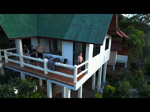 Видео: Тайский рай: Идеальный дом с невероятным видом на море. Приключения в Пангане | Влог 15