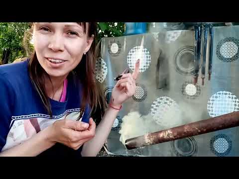 Видео: Гоним деготь на реторте.