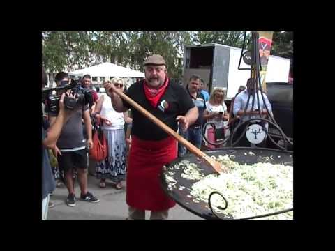 Видео: Ути Бъчваров направи фурор на Врачанския панаир