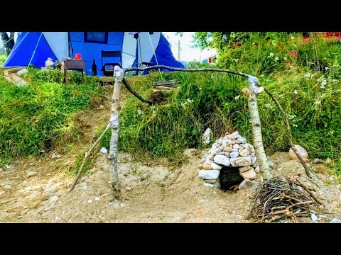 Видео: УЕХАЛИ за 3500 т.км.,чтоб СДЕЛАТЬ ПОХОДНУЮ БАНЮ.Первая РЫБА.Интересные НАХОДКИ. День 2