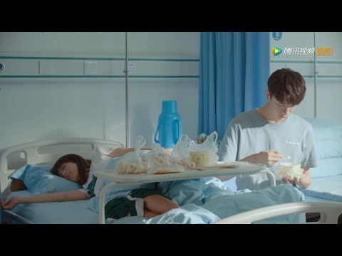 Видео: Момо заболел, и Вейи всю ночь заботился о ней в постели, она влюбилась в него.