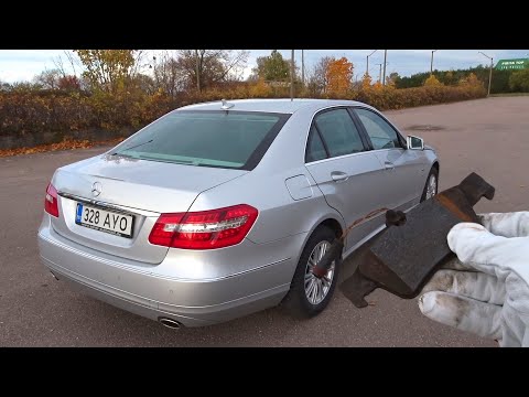 Видео: Замена колодок на ведущем мосту Mercedes W212