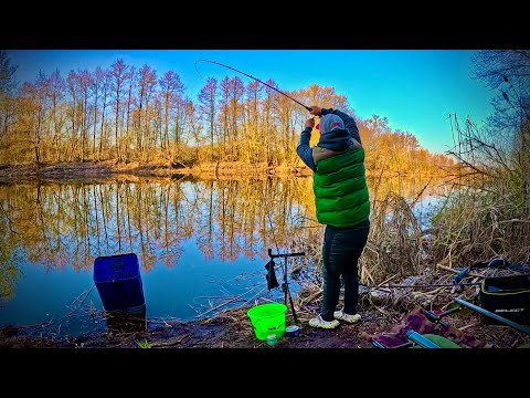 Видео: Астанавітєсь! Вже РУКИ БОЛЯТЬ!!! НАЙКРАЩА РИБАЛКА З НОЧОВКОЮ!!!