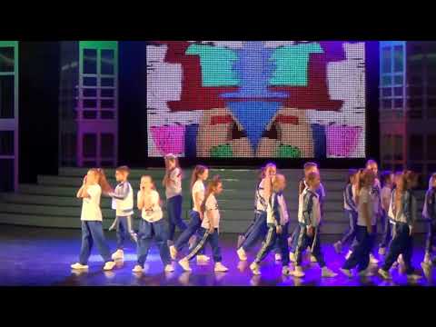 Видео: Волшебник недоучка