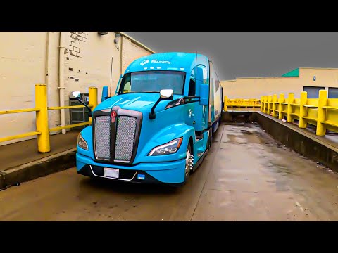 Видео: Вот что происходит, когда дальнобойщик опаздывает с доставкой