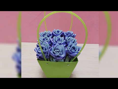 Видео: Розы из атласной ленты💐💐💐