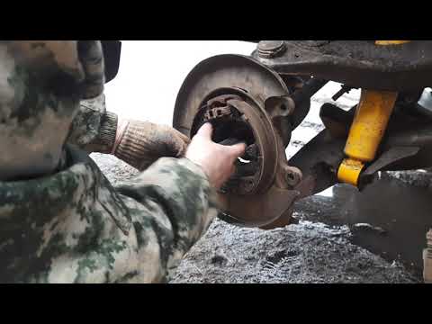 Видео: Замена ступицы Nissan Pathfinder  3