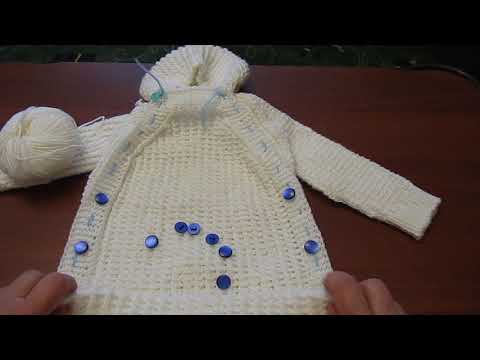 Видео: Вяжем младенцам. Конверт на выписку готов.