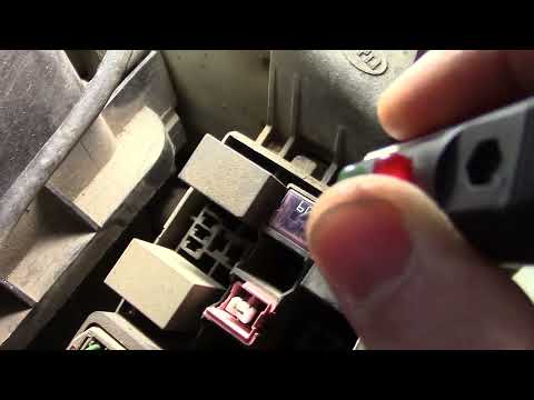 Видео: BYD F3 - поворотники, аварийка