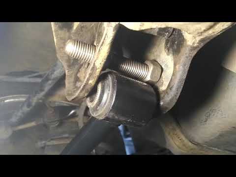 Видео: Замена заднего поперечного рычага