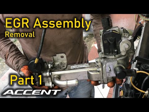 Видео: Снятие узла EGR, часть 1 — Hyundai Accent