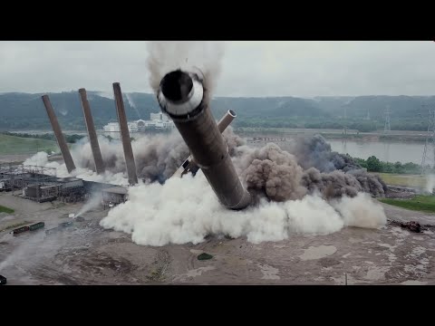 Видео: Эстетика разрушения – падение дымовых труб