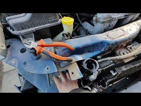 Видео: в разборе крайслер Вояджер 2001 2.4