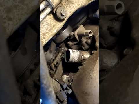 Видео: Nissan Cefiro большой расход топлива, устраняем