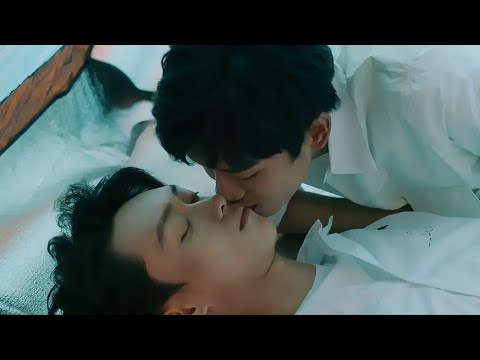 Видео: 【BL Movie】Твоя кровь—наш рок связал! D1: Отличник преследуем: "Брат, твой тень🥰"