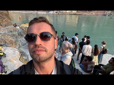 Видео: купаюсь в Ганге (Индия)