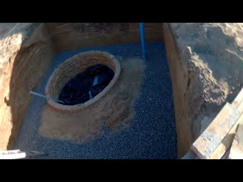 Видео: земельные работы. что б их... отсыпка площадки щебнем