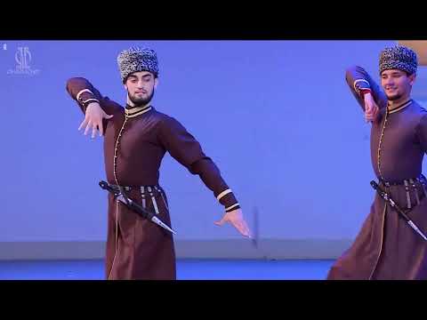 Видео: Концертный зал имени П И  Чайковского барият