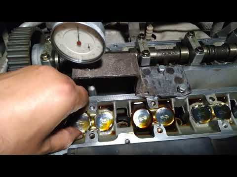 Видео: Регулировка тепловых зазоров клапанов - двигатель Duratec ;avto Ford Fiesta 5, Ford Fusion , Mazda 2