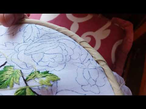 Видео: DIY.ЗАБЫТЫЕ РЕМЁСЛА.@ХУДОЖЕСТВЕННАЯ ВЫШИВКА ГЛАДЬЮ. Мастер класс от Инны. 20 Luglio 2019