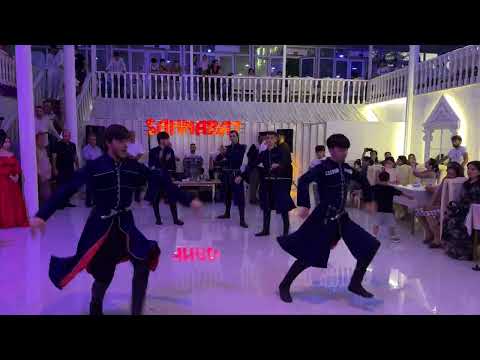 Видео: Show group 🔥LEZGINKA🔥Супер зажигательная ЛЕЗГИНКА 2024💥💥Кусары 2024