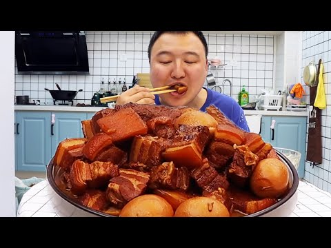 Видео: Супер вкусный китайский классический рецепт с тушеной свининой, соком, но не жирным | Мукбанг ел