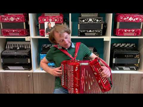 Видео: ИТАЛЬЯНСКАЯ ГАРМОНЬ ФАНТИНИ В ПРОДАЖЕ // Fantini