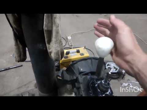 Видео: Зил 4331, д245, кпп 6ступка скорость, часть 3 рычаг Кпп...