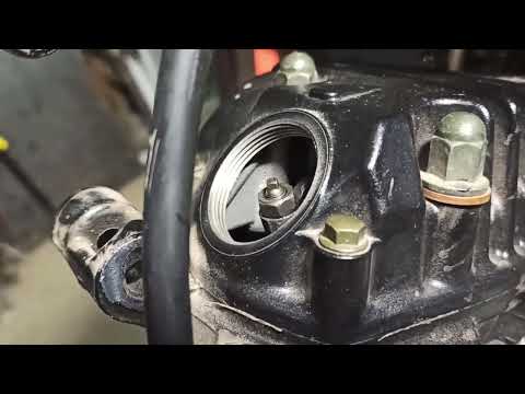 Видео: Регулировка клапанов 166 FMM Tekken.