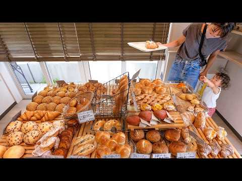 Видео: В любимой пекарне района в Кобе, Япония – Выпечка хлеба начинается в 3 ночи!