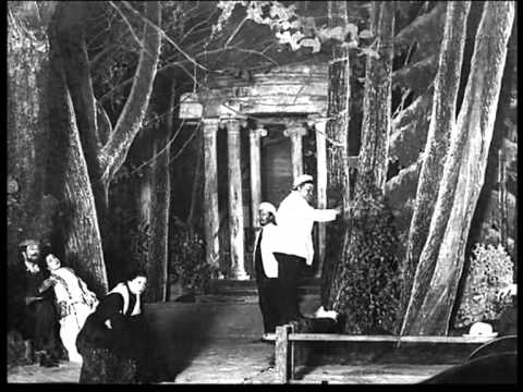 Видео: Серия 1. "Партитура скуки". Живешь в таком климате 2010