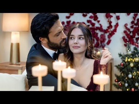 Видео: Эмре Озмен публично сделал предложение Айбуке Йылмаз: волшебный момент, который потряс поклоннико...