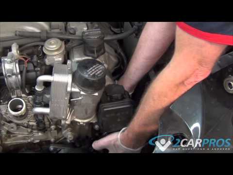 Видео: Замена насоса гидроусилителя руля Mercedes Benz ML500 1998-2005