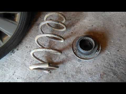 Видео: Тянет руль в право Опель Вектра С, одна из причин!!!