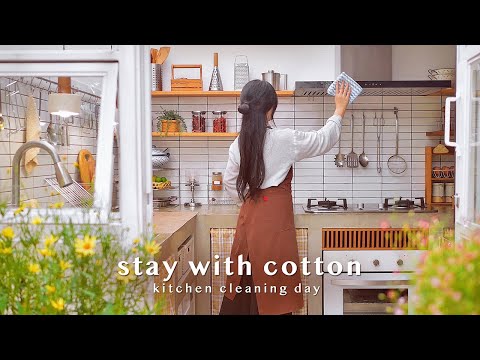 Видео: День уборки кухни 👩🏻‍🍳✨ | Организация кухонных принадлежностей 🥣 | Тосты с жареными креветками 🍤