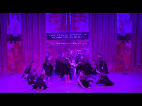 Видео: Самый страшный и крутой танец одновременно 2019