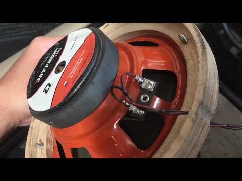 Видео: Замена штатных динамиков в Nissan Bluebird Sylphy на DL Audio Gryphon Lite 165