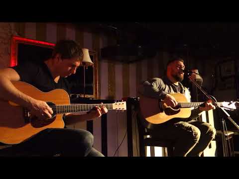 Видео: Павел Пиковский feat. Родион Марченко - Хочешь со мной (кавер Хроноп) 2018.03.01 Москва клуб Гоголь