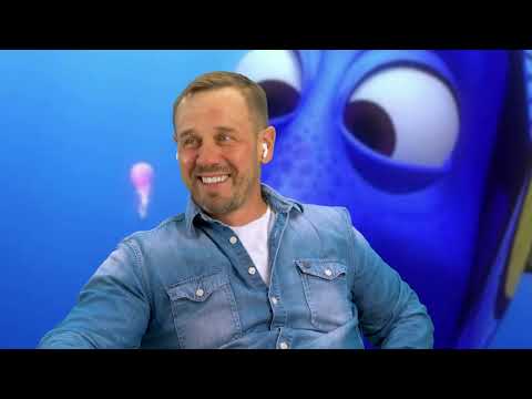 Видео: Юристу смешно, взыскунчикам плохо