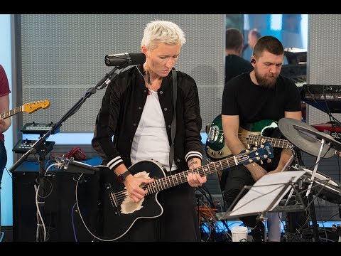 Видео: Диана Арбенина (и Ночные Снайперы) - Разбуди Меня (LIVE @ Авторадио)