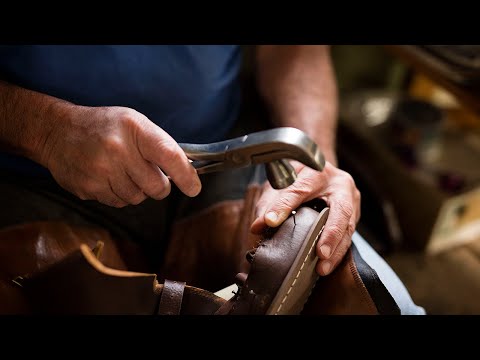 Видео: W.C. Russell Moccasin Co. — создание самой долговечной обуви в Америке в формате 4K
