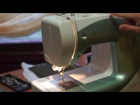 Видео: Обзор швейной машины bernette 1065