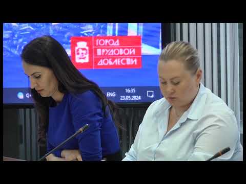 Видео: В Новокузнецк приехало руководство Питеравто